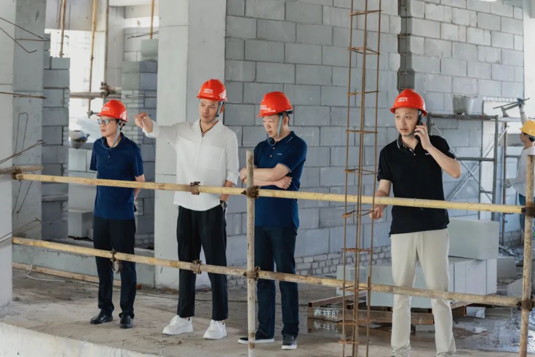 朗德电气研发生产基地主体工程封顶!